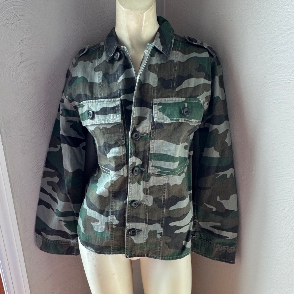 Jcrew camouflage jacket size Xs NWT